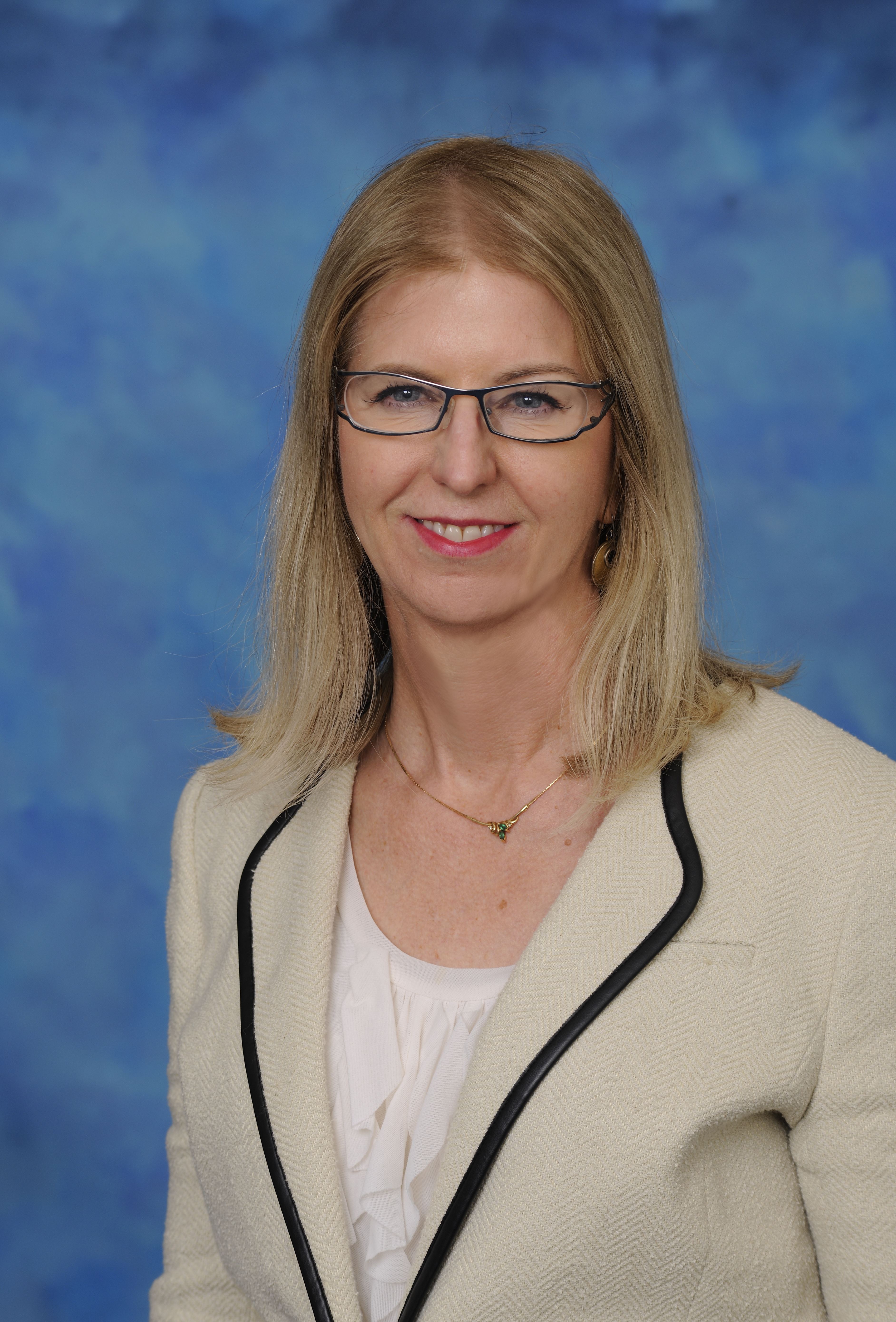 Dr. Robin Sykes